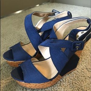 BCBG wedges